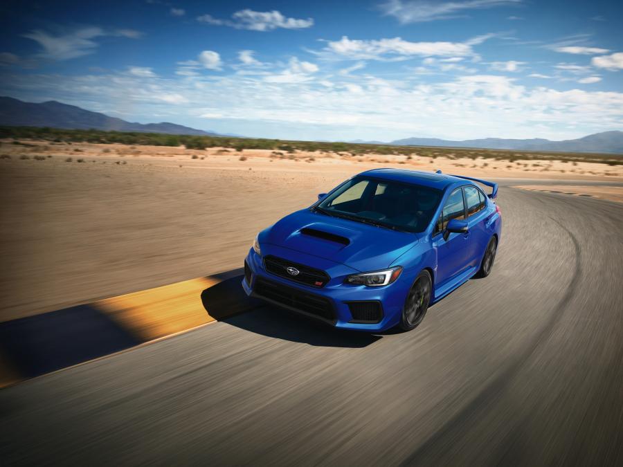  Subaru WRX STi 2017 года  (NA) (фото 28 из 33)